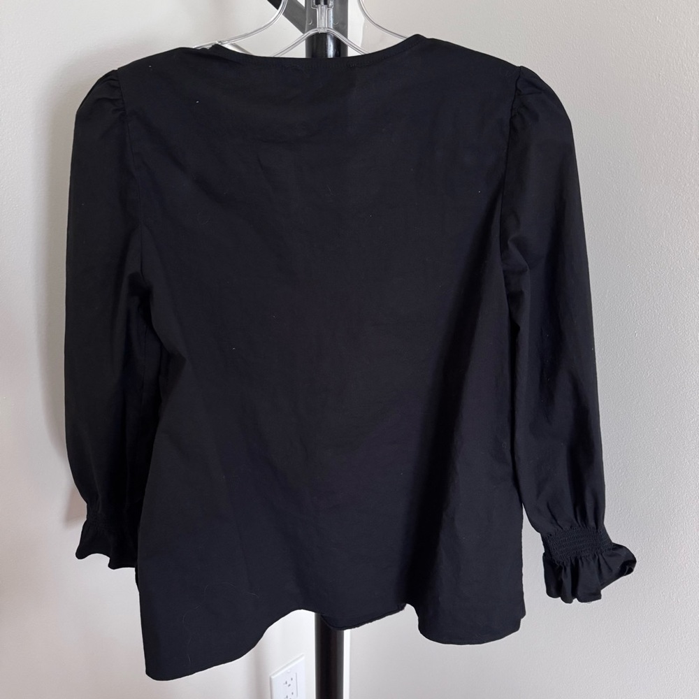 Tuckernuck Black V-Neck Puff-Sleeve Top - Picture 5 of 7